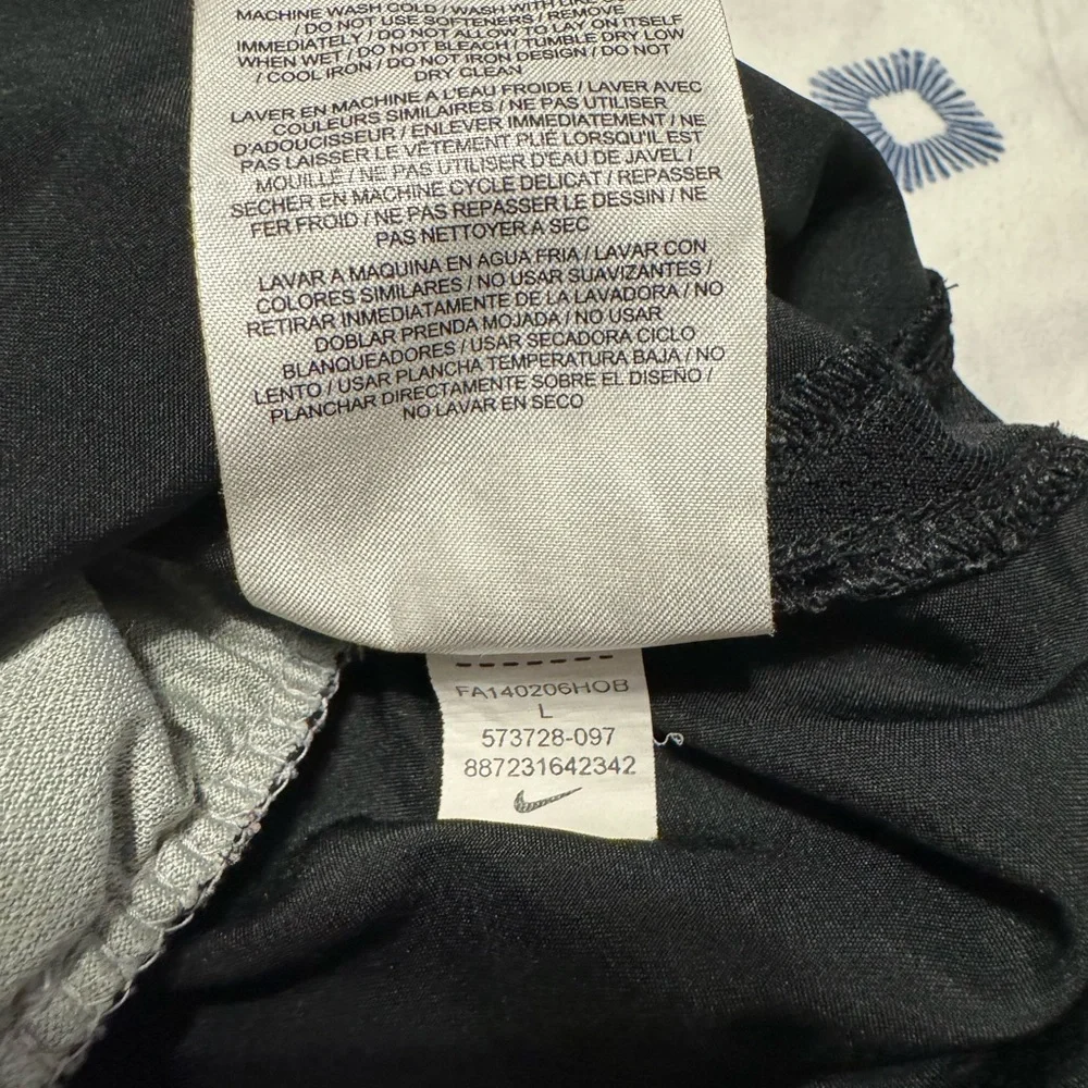 Nike women’s athletic